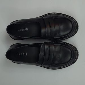 TORRID Shoes Women’s Chunky Lug Loafers Chunky Block Heel Shoes Size 9WW
